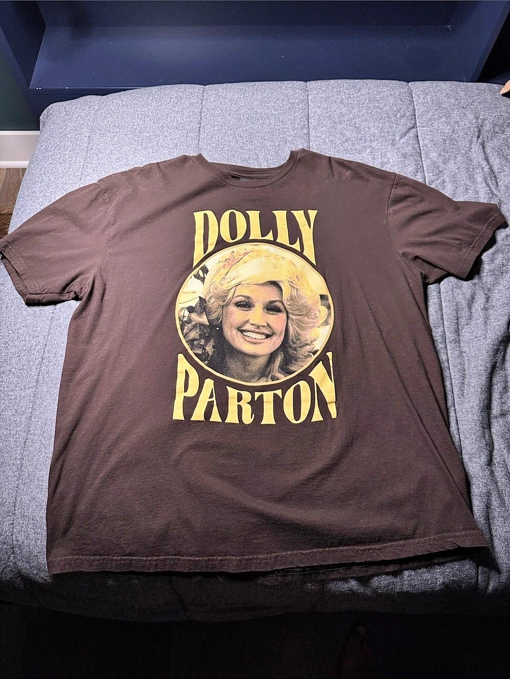 Dolly Parton Graphic T-Shirt Dolly Parton Graphic Tee Brown